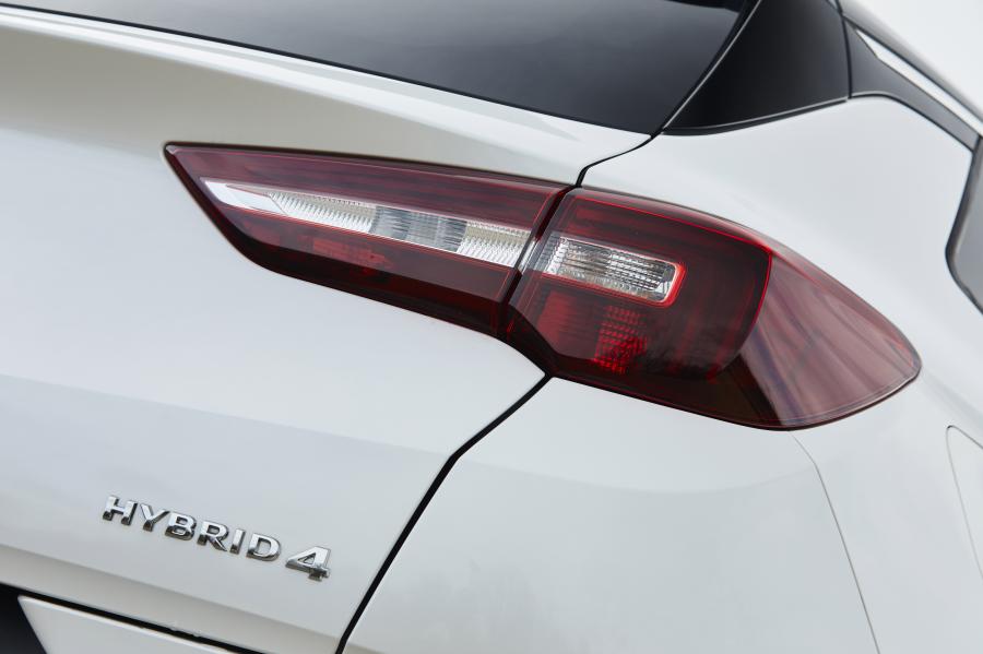 Детали экстерьера Vauxhall Grandland X Hybrid4 2020 года  (фото 27 из 40)